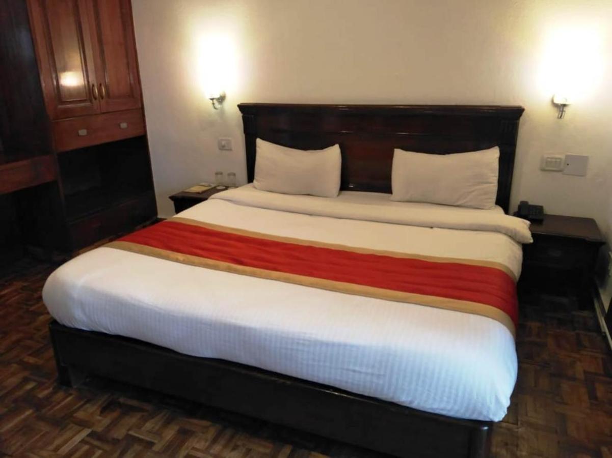 Surbee Resort Mussoorie Eksteriør billede